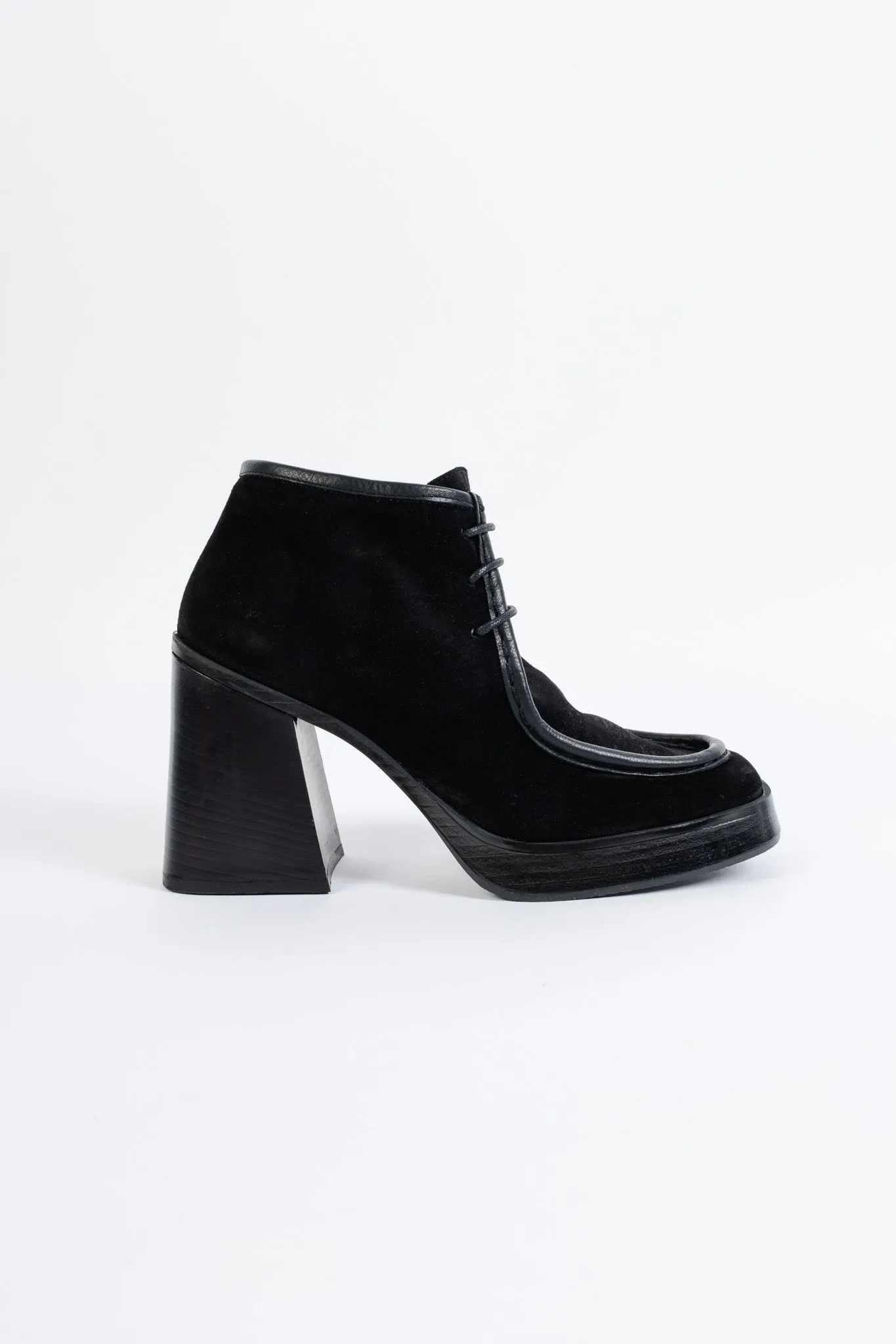 ARI BLACK - High-Heeled Wallabee Ankle Boots