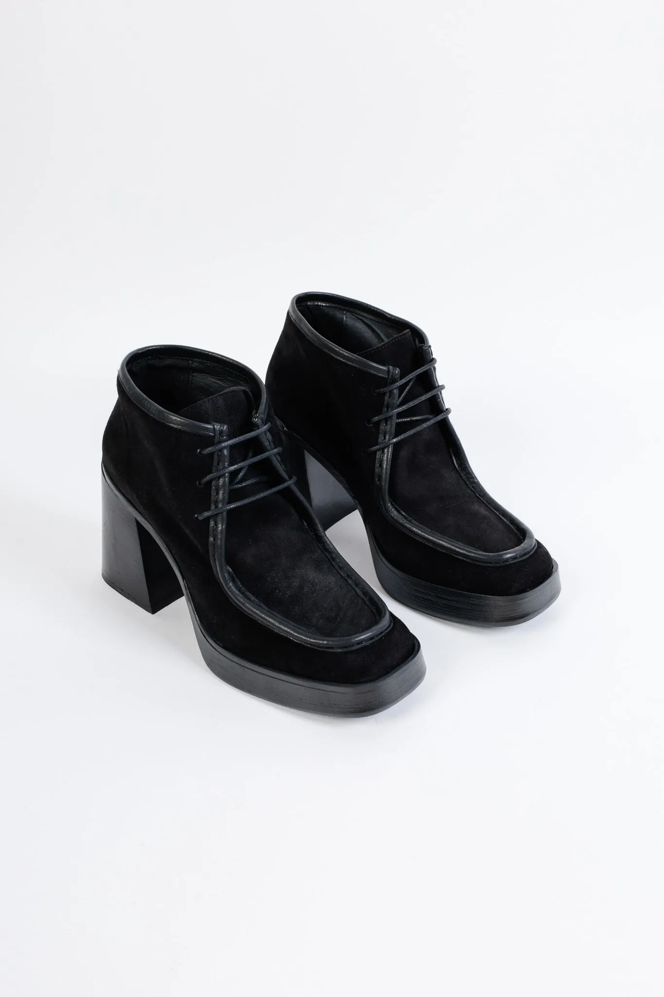 ARI BLACK - High-Heeled Wallabee Ankle Boots