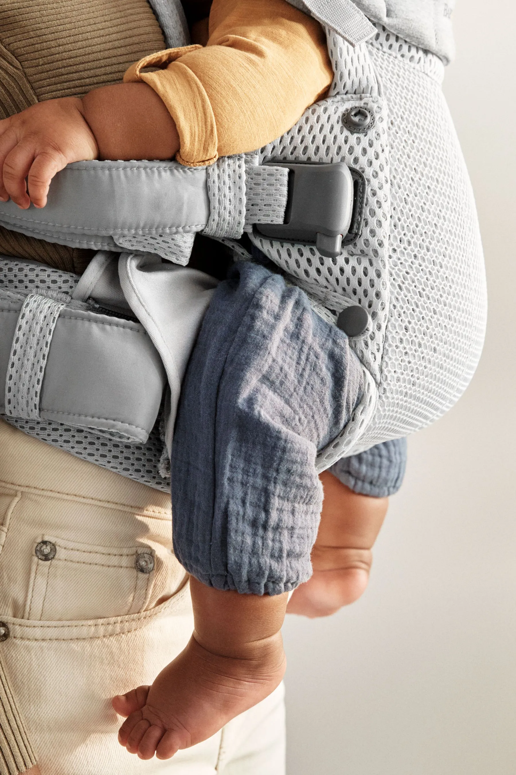 BabyBjörn Baby Carrier Harmony 3D Mesh