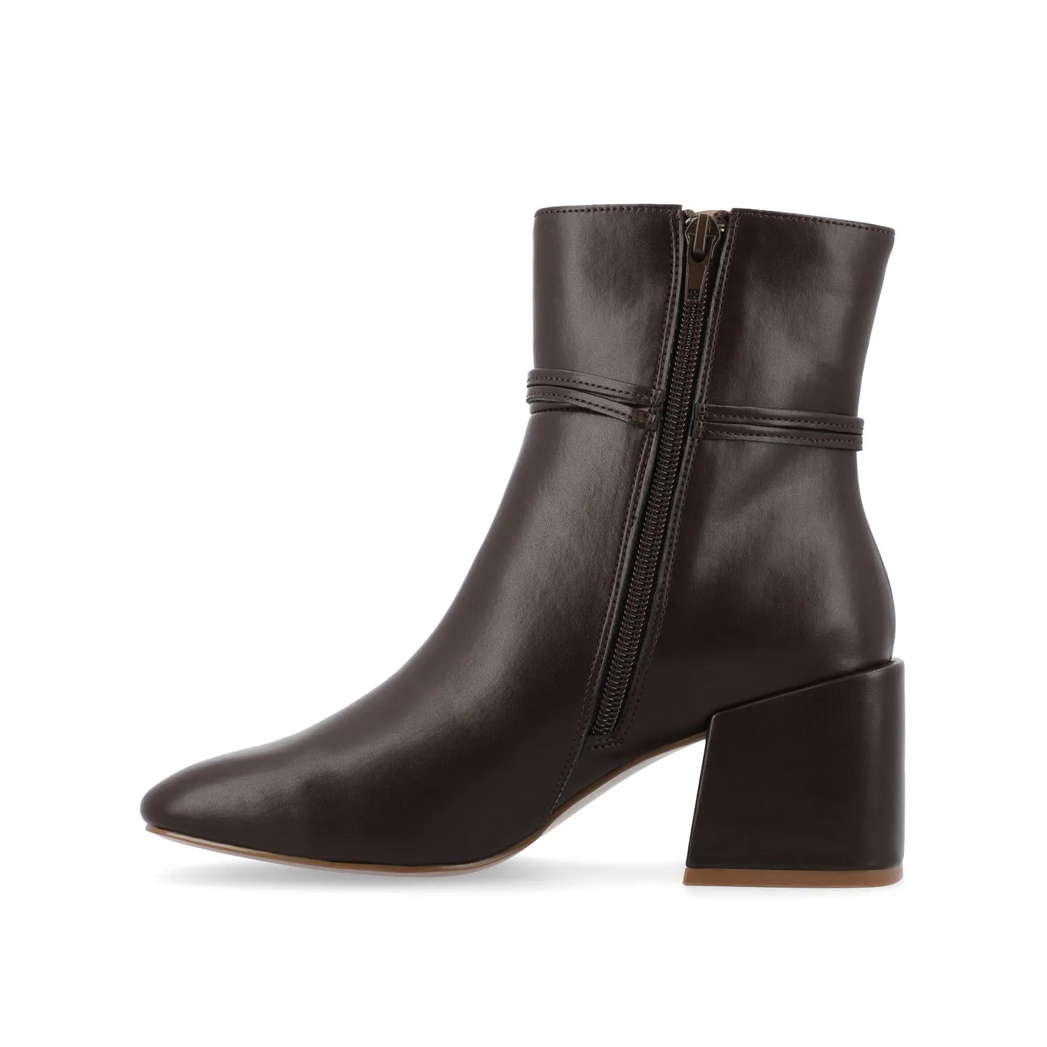 BEVERLEY BLOCK HEELED BOOTIE IN FAUX LEATHER