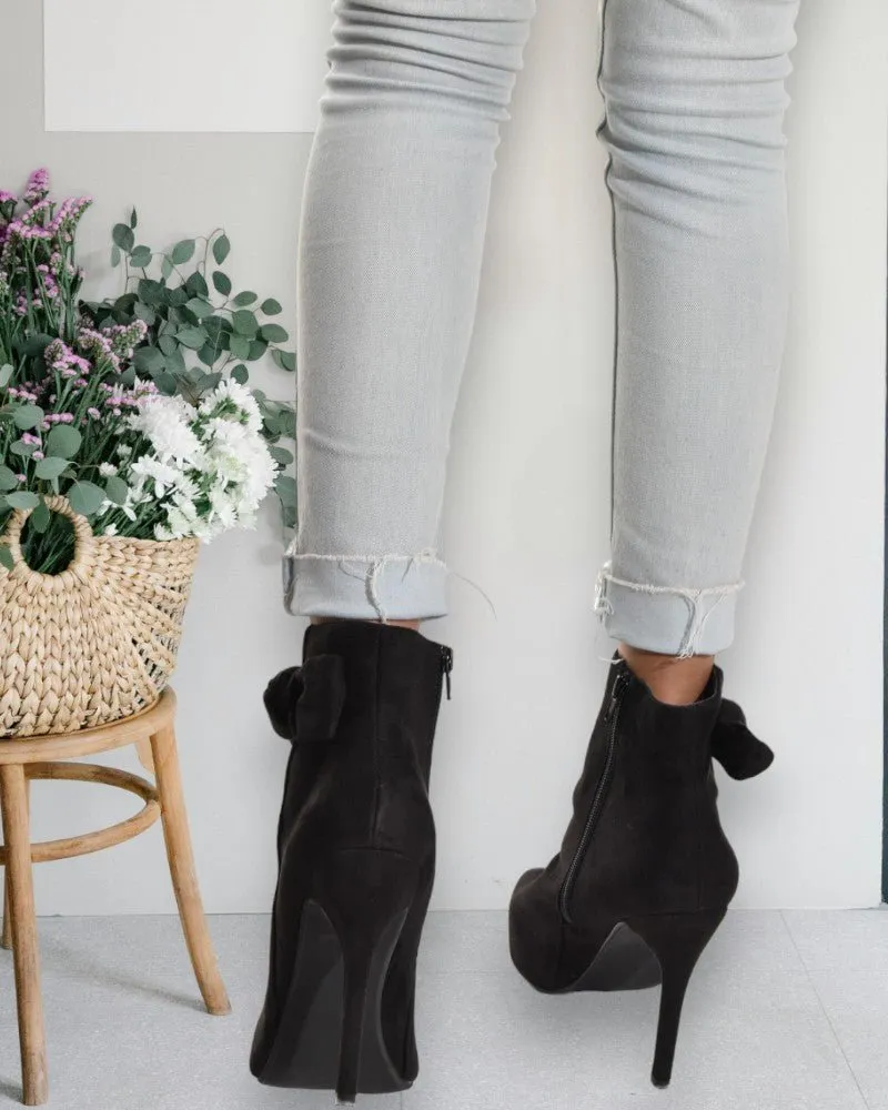 Black Jesse Heeled Ankle Boots