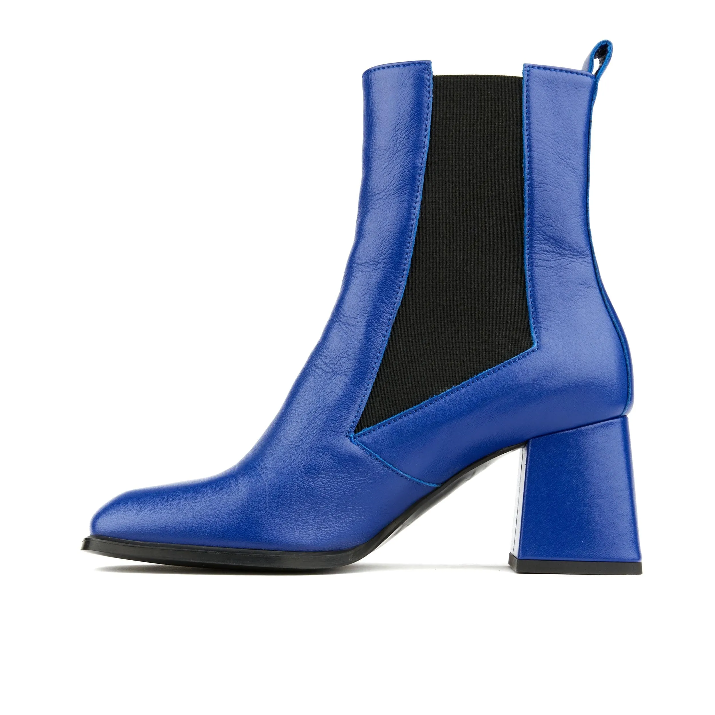 Claudia - Bright Blue
