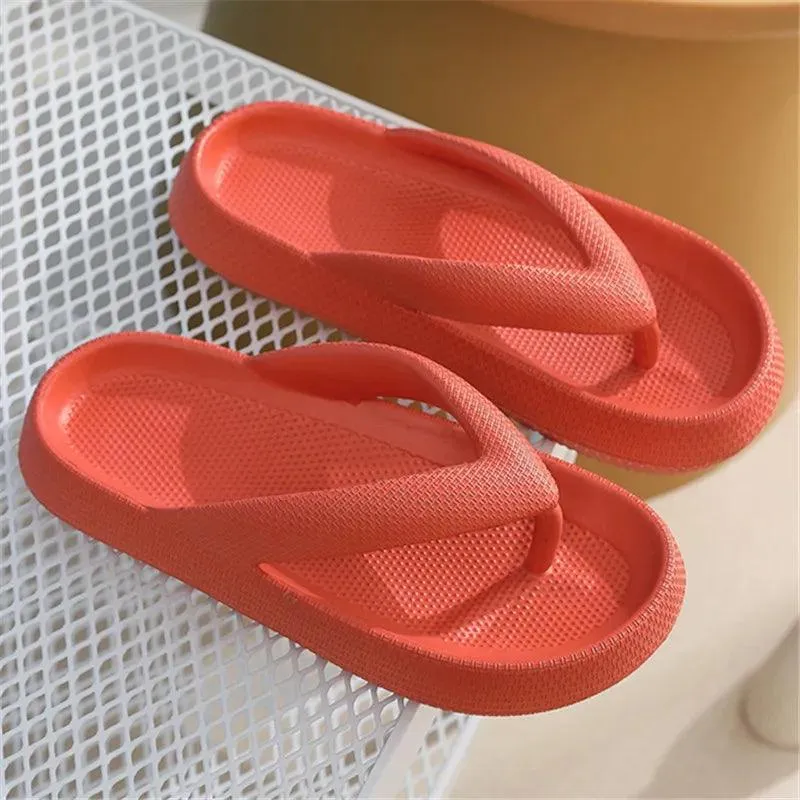 Cloud Comfort Women's Stylish Platform Flip Flops: Trendy Summer Sandals