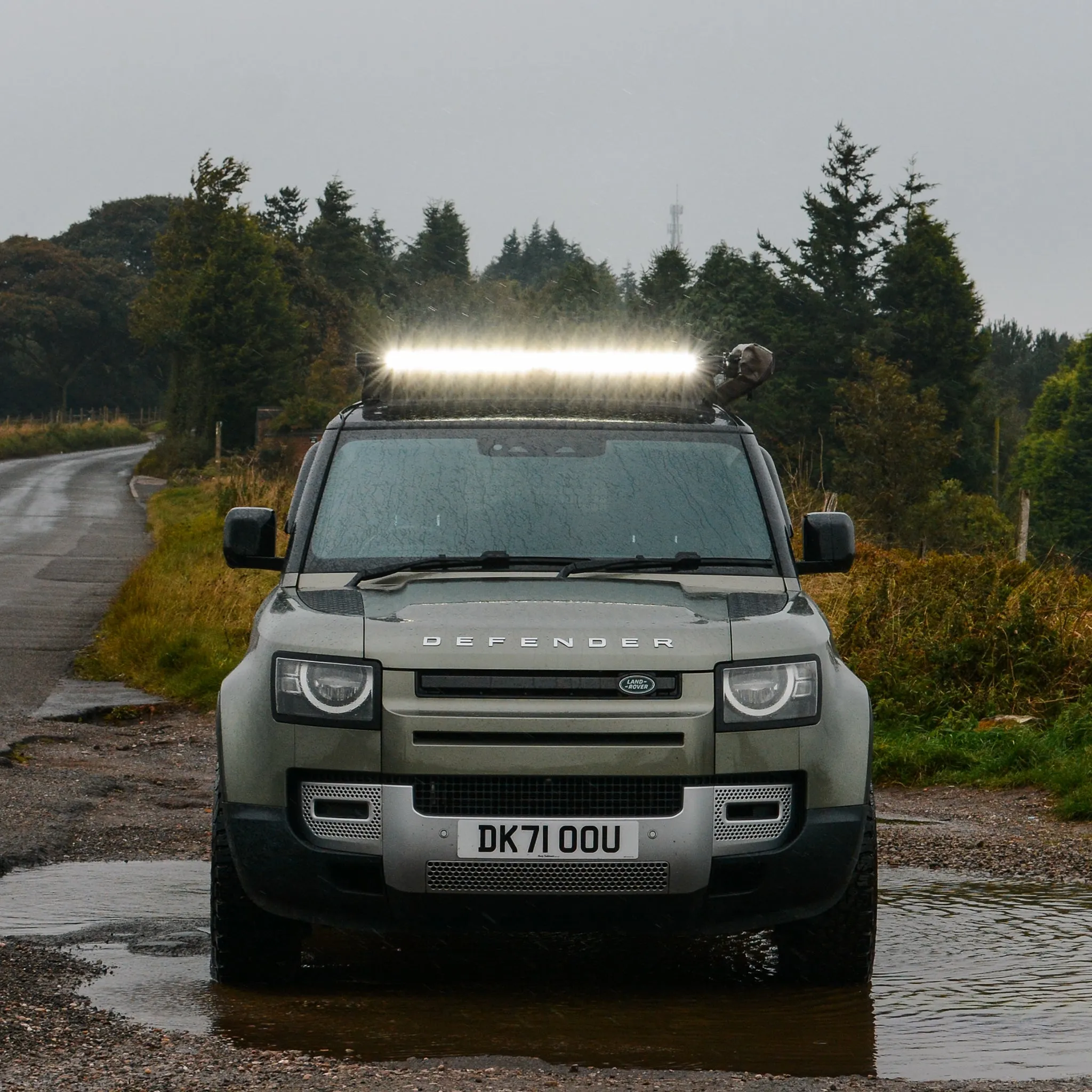 Front Runner 40” LED Light Bar FX1000-CB SM / 12V/24V with Off-Road Performance Shield