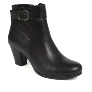 Heeled Leather Ankle Boots - VED40001 / 326 050