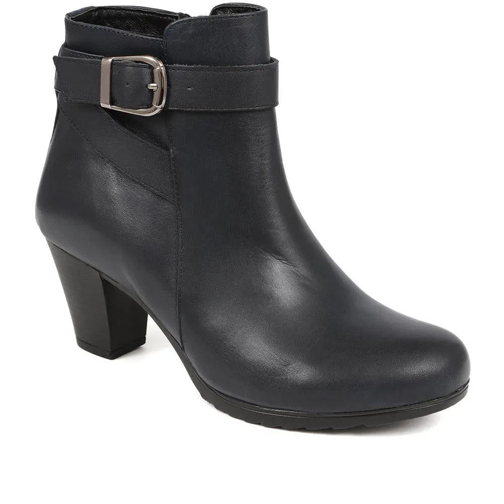 Heeled Leather Ankle Boots - VED40001 / 326 050