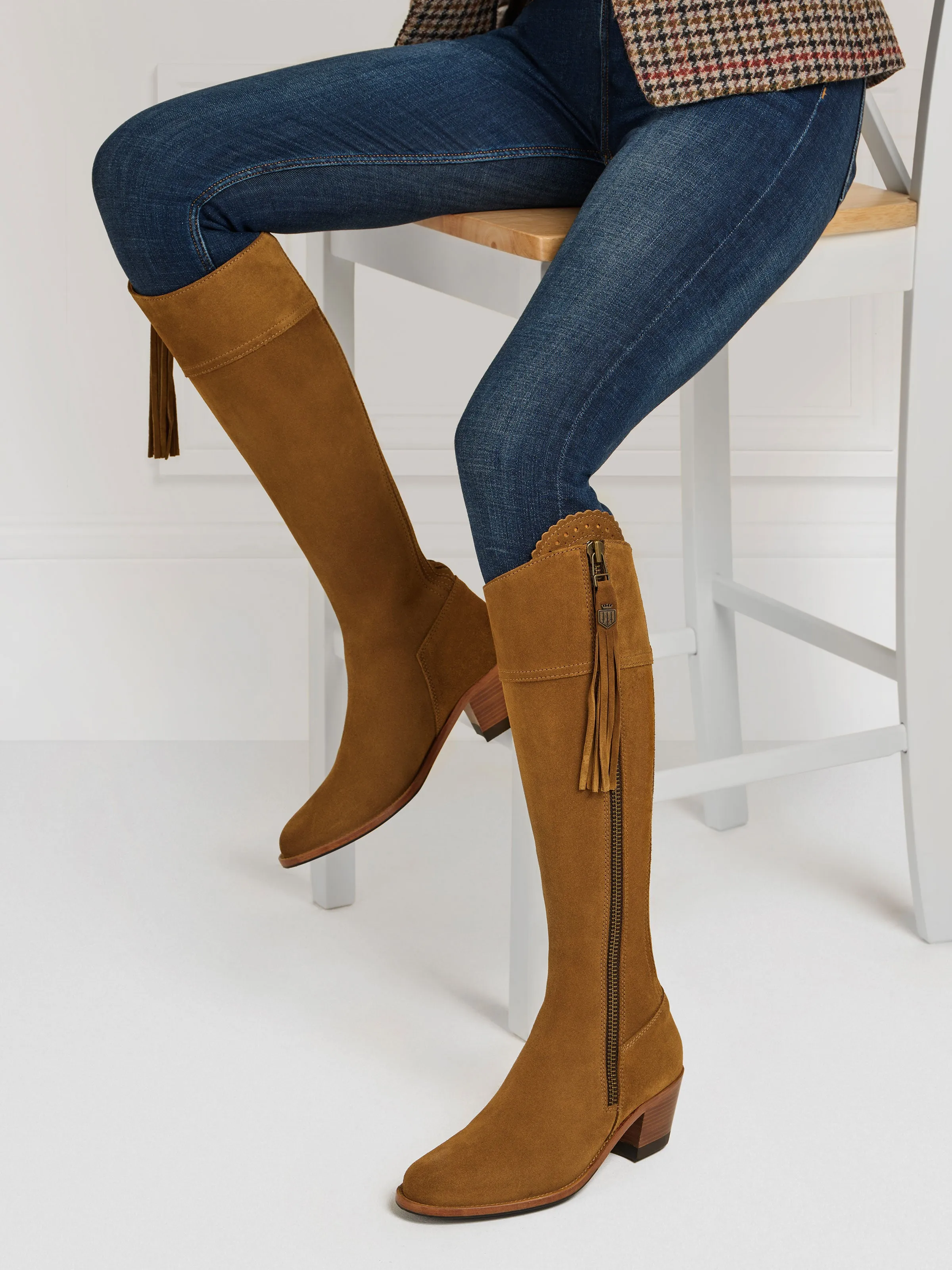 Heeled Regina (Regular Fit) - Tan Suede