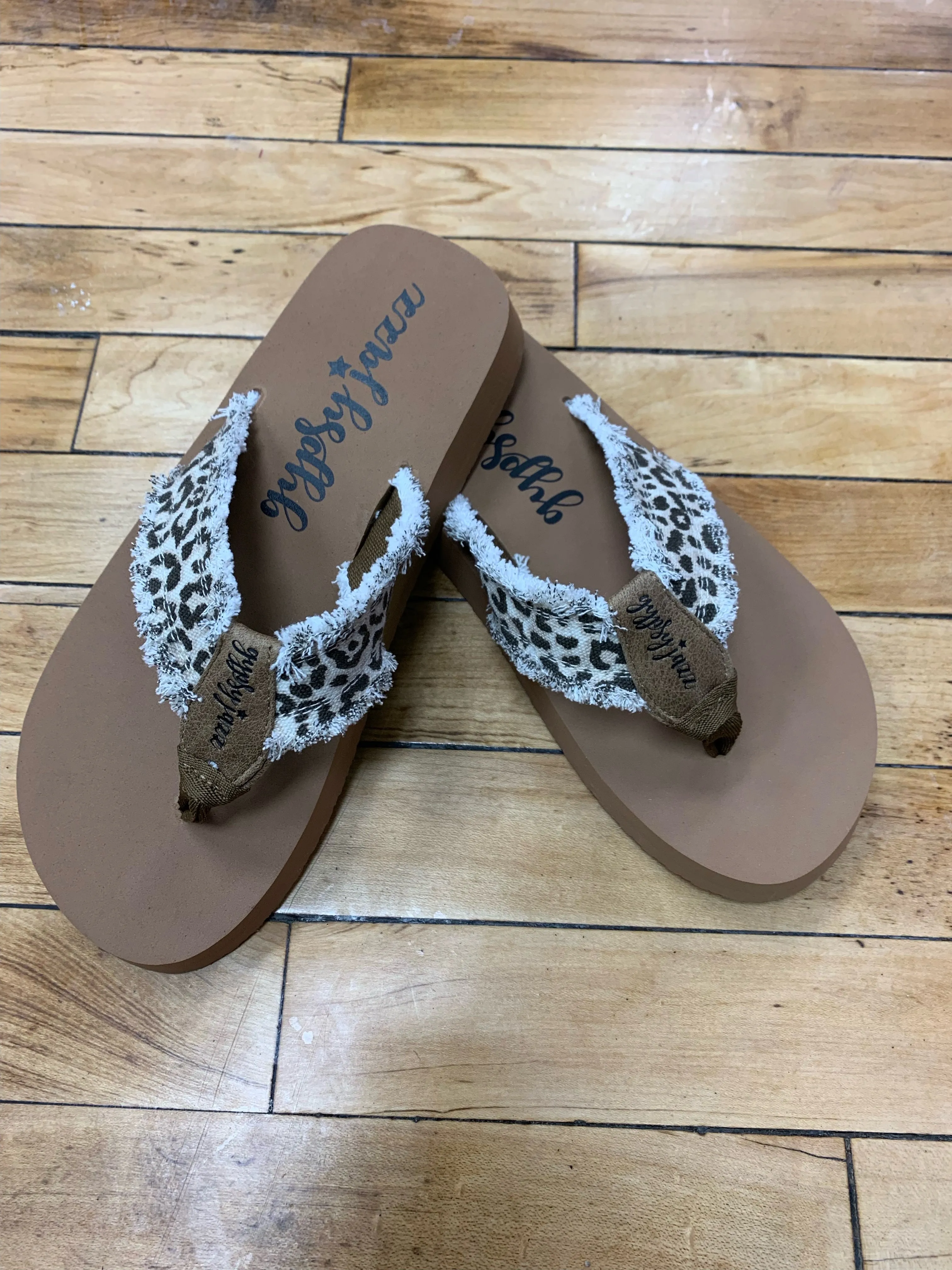 Jazzy Flip Flops - Leopard