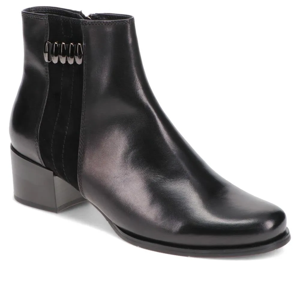 Leather Block-Heeled Ankle Boots - SINO40501 / 326 458