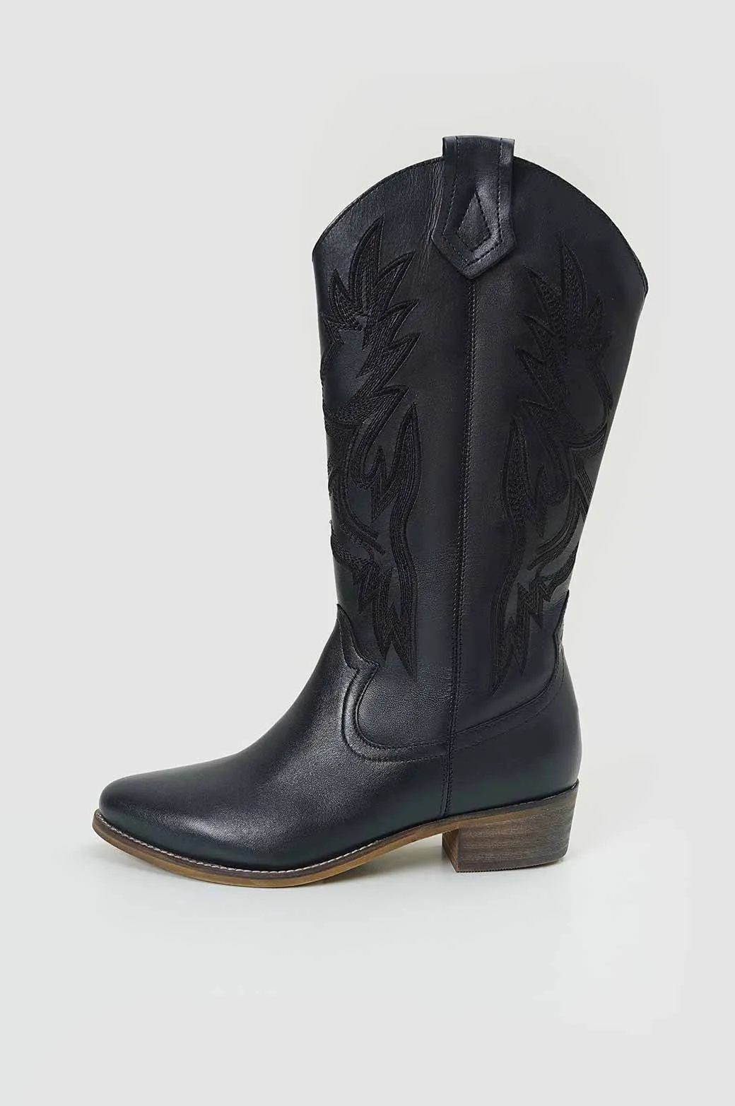 LEATHER COWBOY BOOT