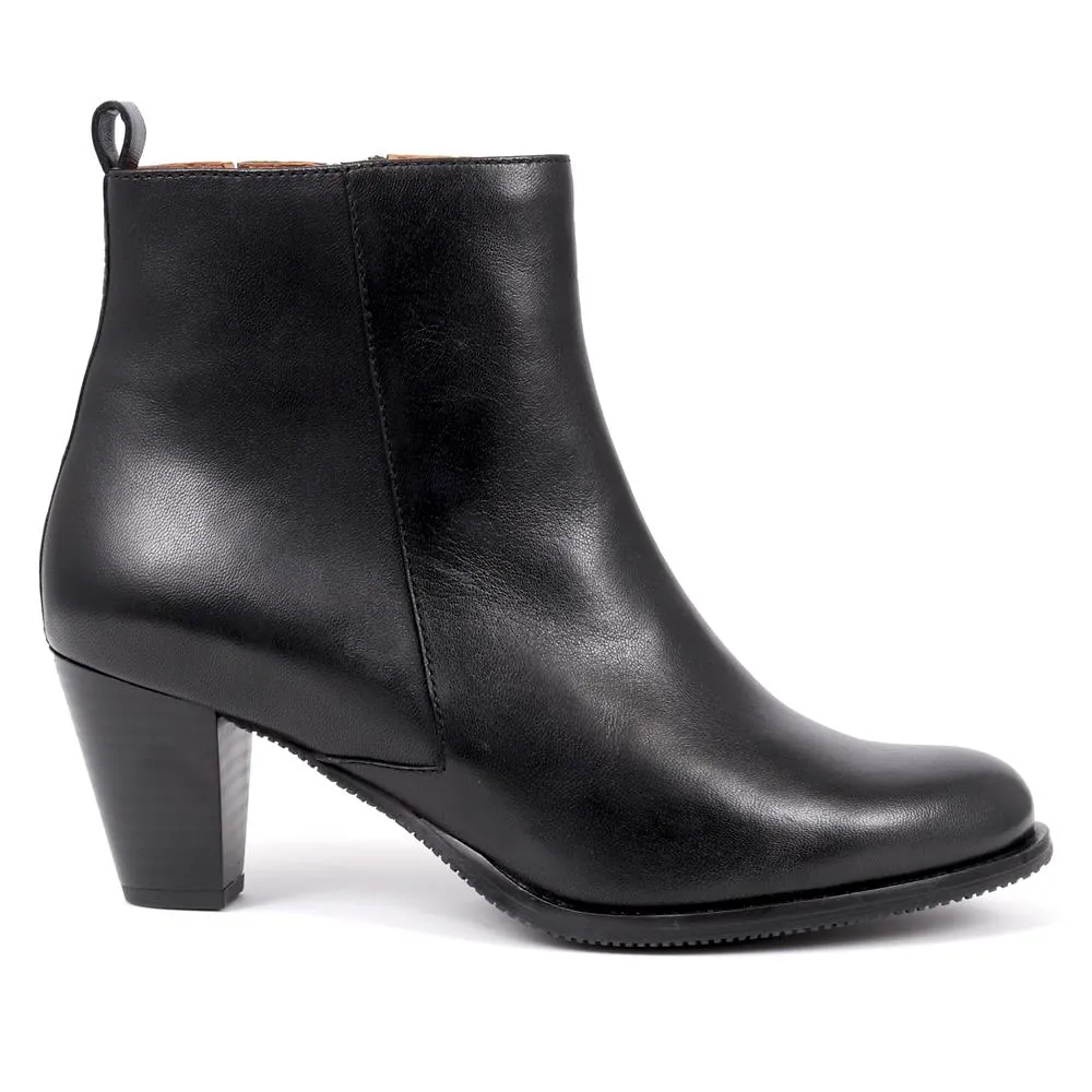 Leianna Heeled Ankle Boots  - LEIANNA / 325 769