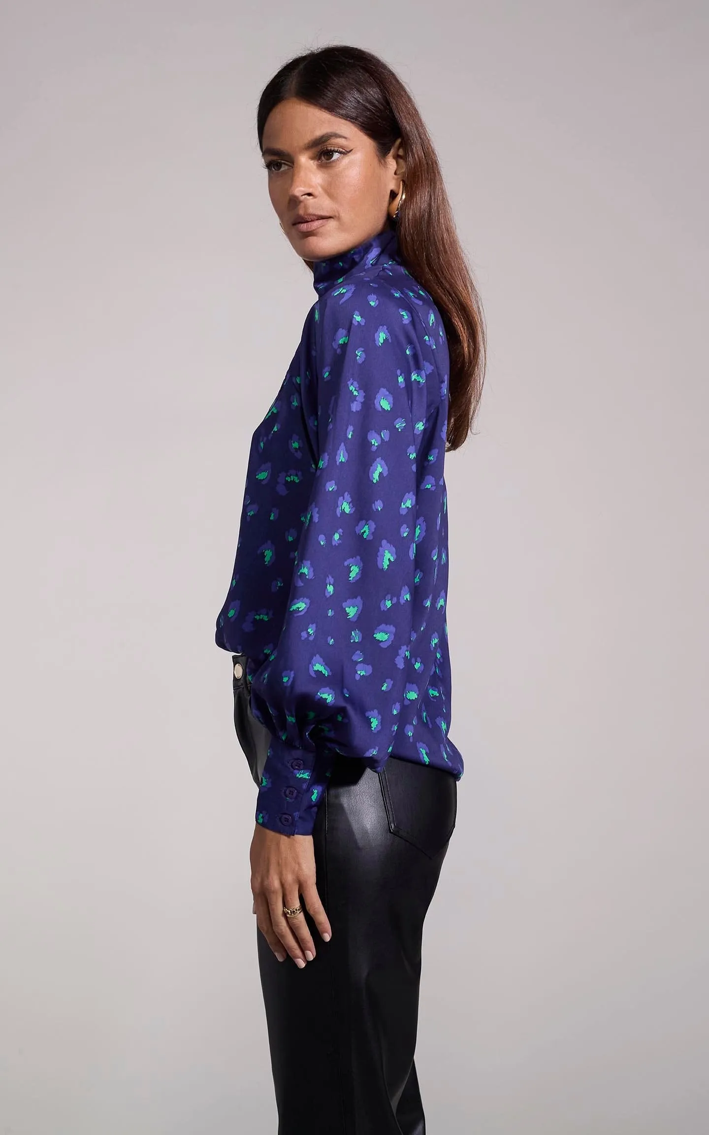 Margo Pintuck Blouse in Abstract Purple on Navy