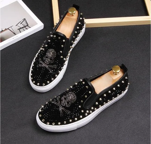 NEW luxury Genuine Leather Men Slippers Superstar Casual Low Top Rivets Men Loafers Round Toe Flat Wedding dress Shoes size38-44