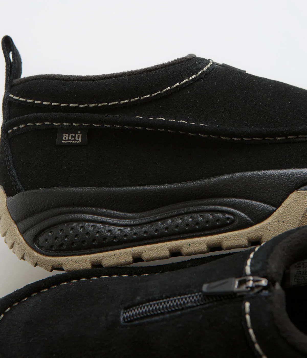 Nike ACG Izy Shoes - Black / Limestone - Black - Limestone