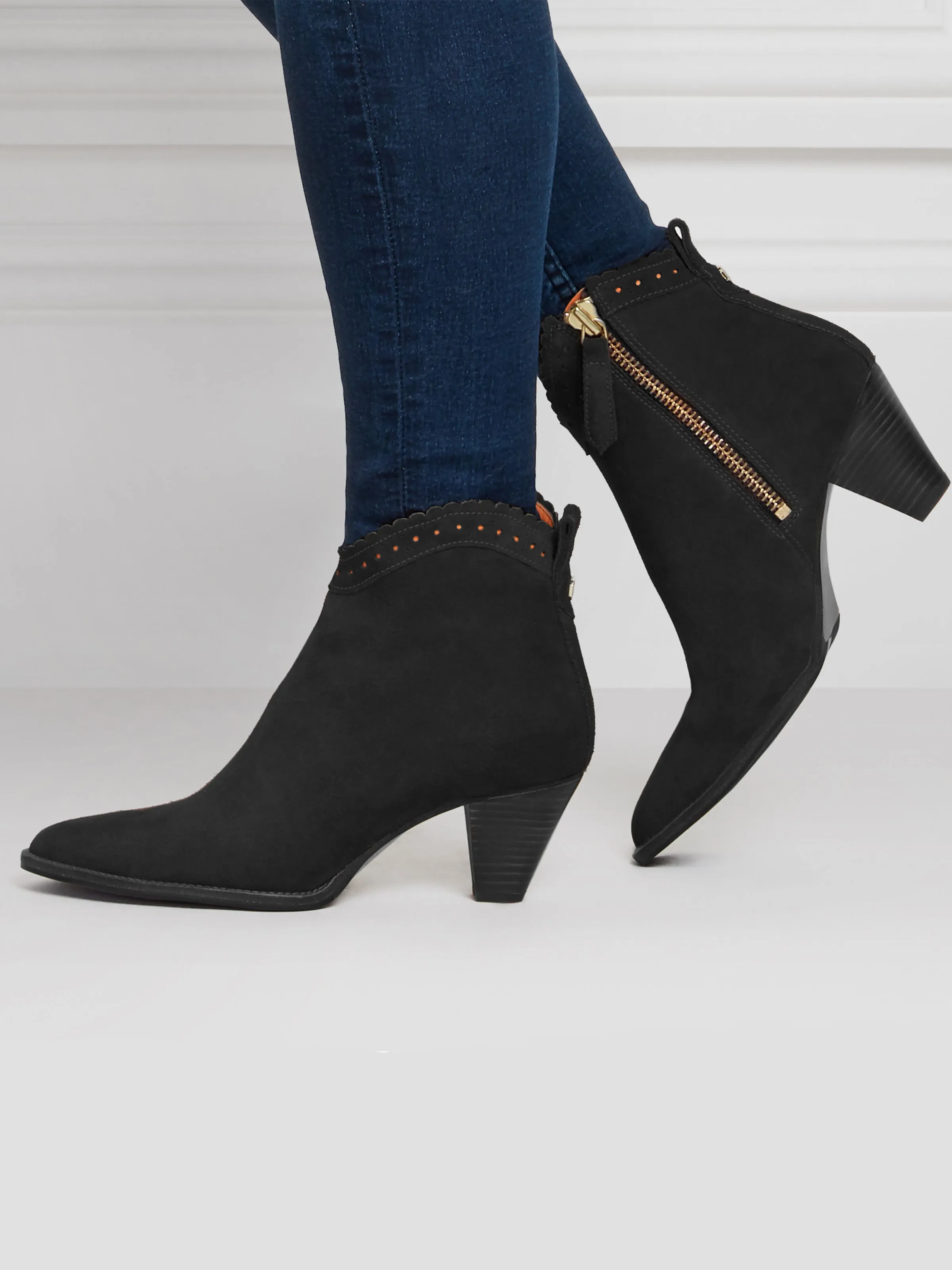 Regina Ankle Boot - Black