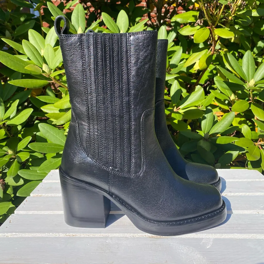 Seychelles Sweet Escape Boots - Size 6.5