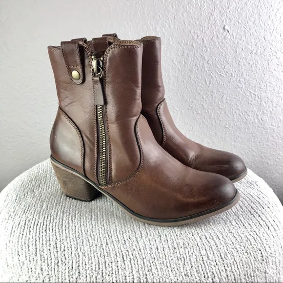 Zipper Heeled Boots