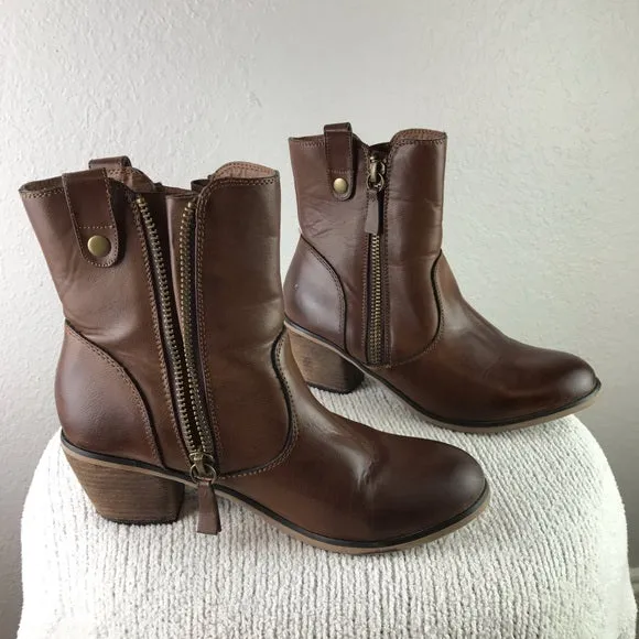 Zipper Heeled Boots